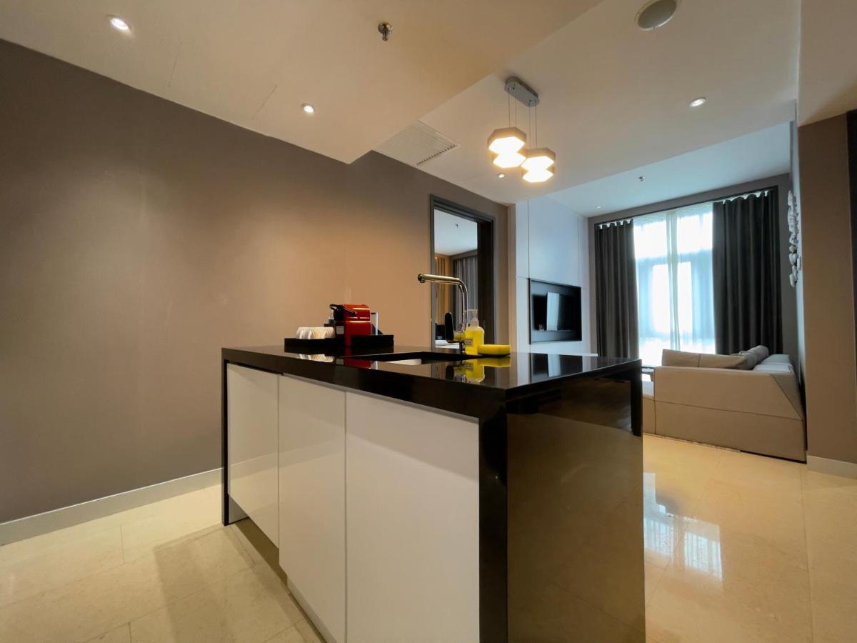 Fraser Place Puteri Harbour Nusajaya  Eksteriør billede A kitchen island in a condominium