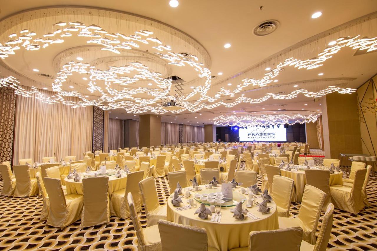 Fraser Place Puteri Harbour Nusajaya  Eksteriør billede The ballroom of the hotel